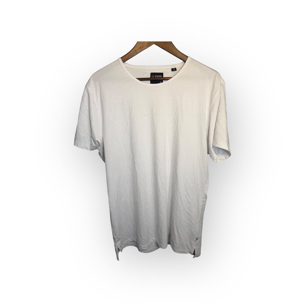 Cuts Clothing AO Curve-Hem Tee - White - Size XL